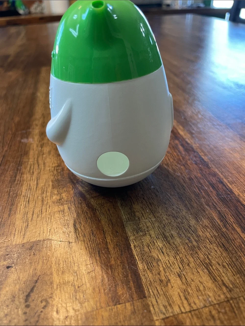 Friskies Purina Pull n Play Cat Treat Dispenser